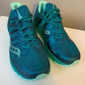 Saucony Sneaks for sale BRAND NEW!